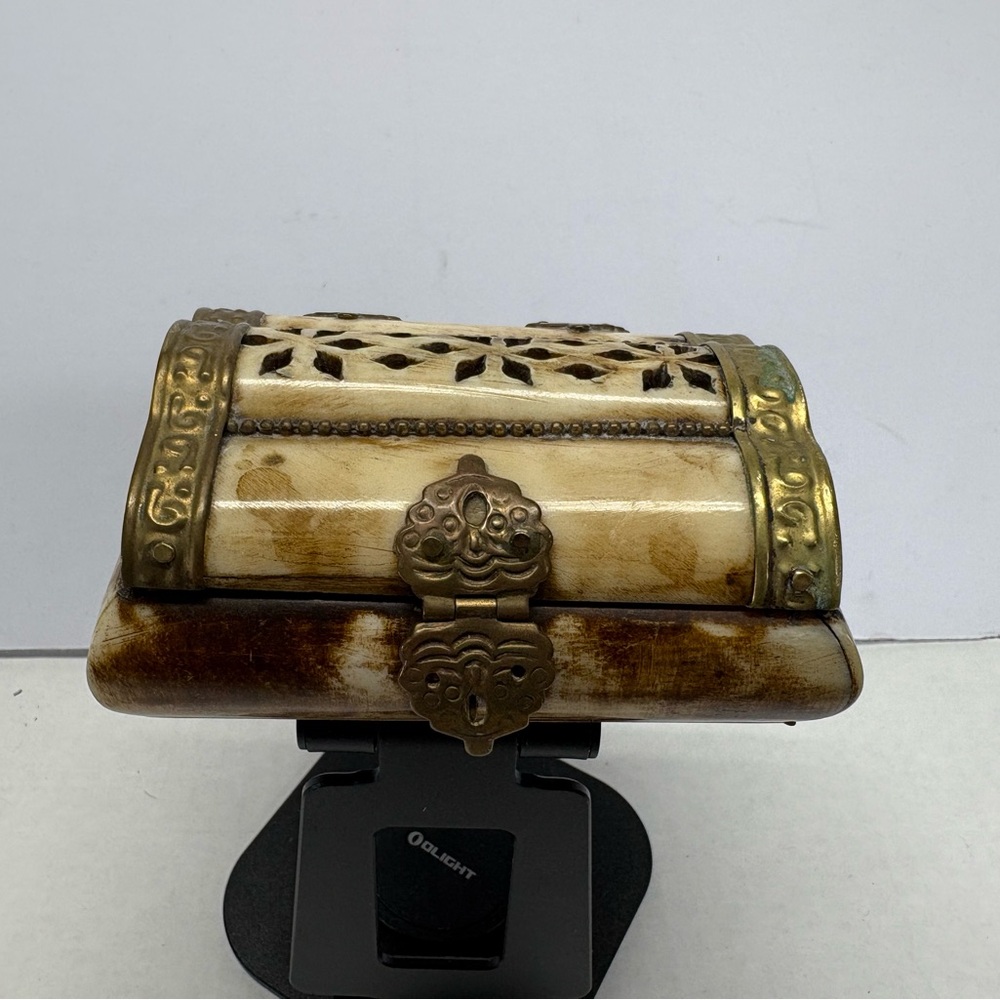 Vintage Ornate Brass Camel Bone Velvet Lined Trinket Jewelry Box Moroccan India